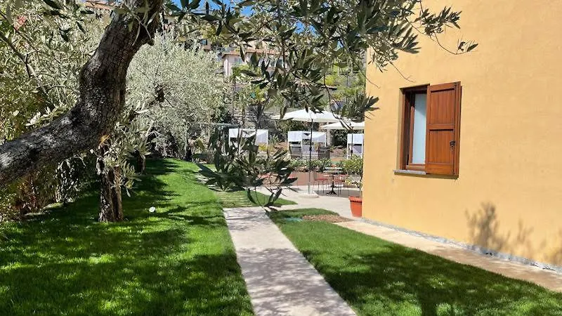 Charming Bellagio Boutique Hotel 2*,